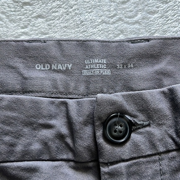 Old Navy Men’s Athletic Ultimate Tech Built-In Flex Chino Pants 32x34 - Picture 5 of 6
